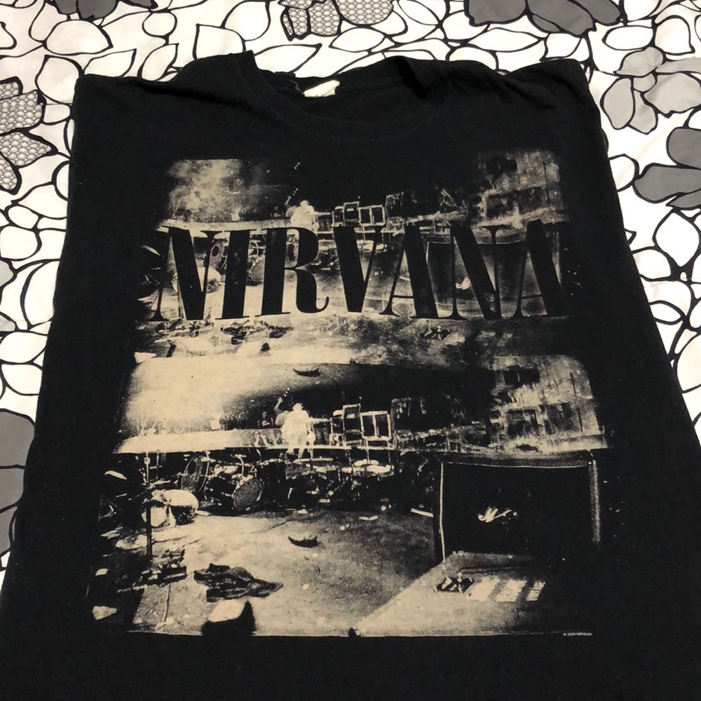 Black nirvana t-shirt